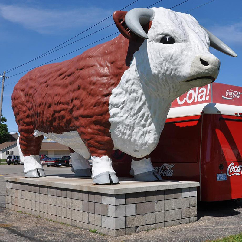 Riesige Blumen-Kuh-Skulptur aus Fiberglas